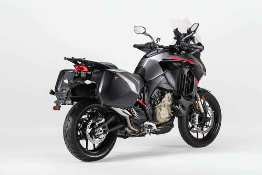 Ducati Multistrada V4 S Grand Tour 2024 diperkenal 1669987