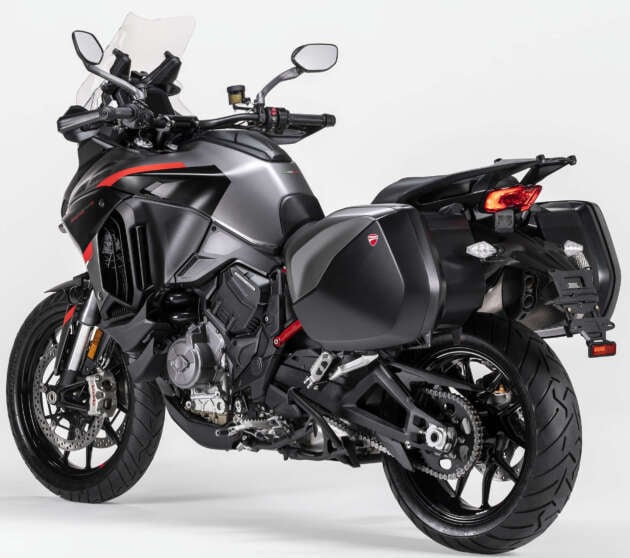 Ducati Multistrada V4 S Grand Tour 2024 diperkenal
