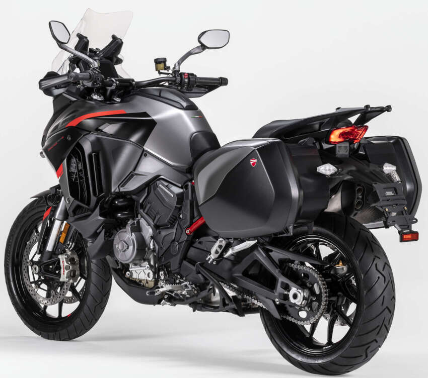 Ducati Multistrada V4 S Grand Tour 2024 diperkenal 1669986