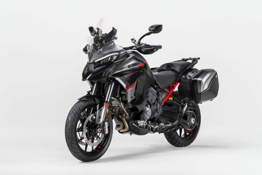 Ducati Multistrada V4 S Grand Tour 2024 diperkenal 1669988