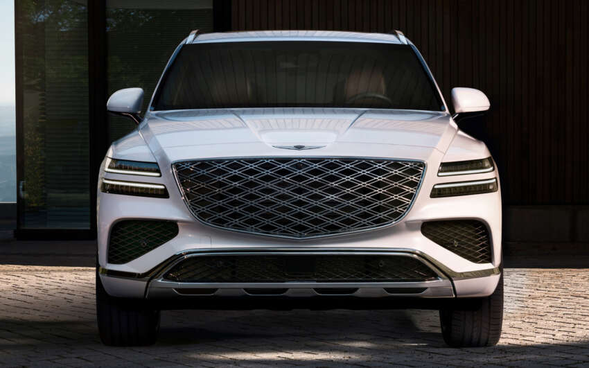 2024 Genesis GV80 Coupe debuts alongside updated GV80 – sporty-roofed SUV takes on X6, GLE Coupe 1672568