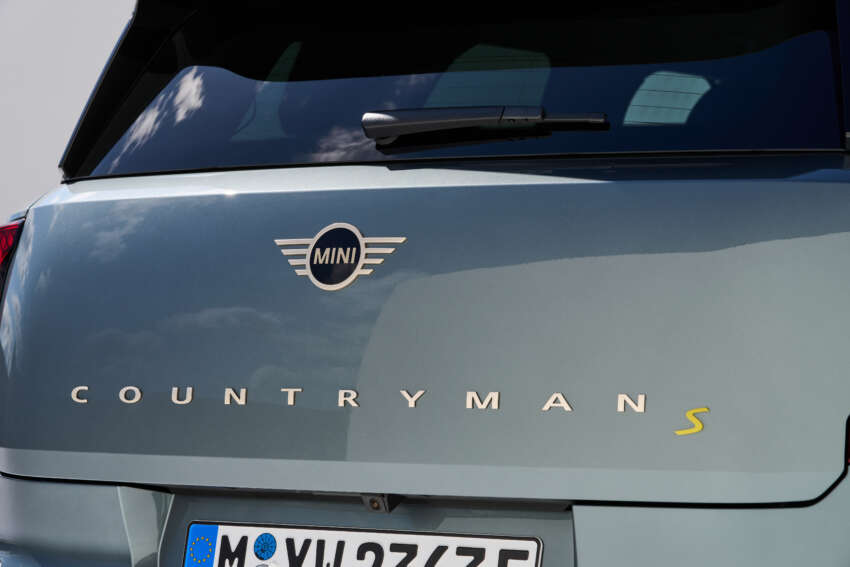 2024 MINI Countryman Electric debuts – single- and dual-motor EV powertrains; up to 313 hp, 462 km range 1662706