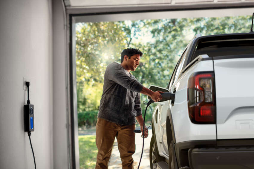 Ford Ranger PHEV didedah – tork lebih tinggi daripada Raptor, akan mula memasuki pasaran pada tahun 2025 1671046