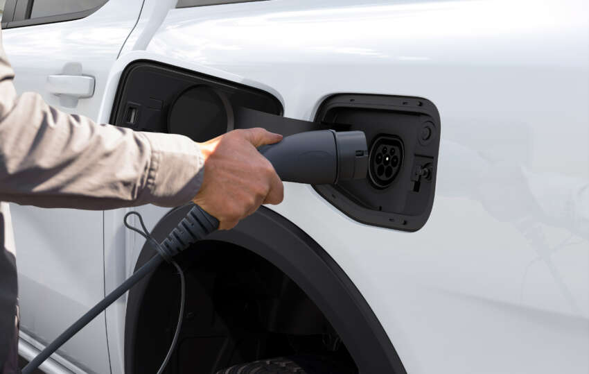 Ford Ranger PHEV didedah – tork lebih tinggi daripada Raptor, akan mula memasuki pasaran pada tahun 2025 1671050