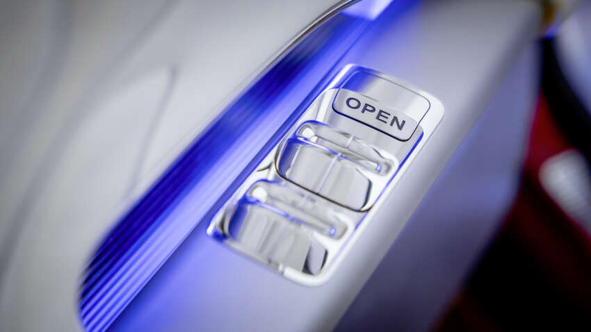 Mercedes-Benz Concept CLA Class beri petunjuk awal kepada satu barisan keluarga model elektrik baru 1663779