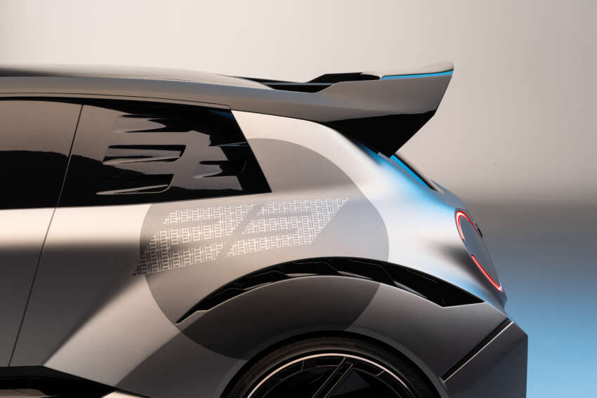 Nissan Concept 20-23 debuts – electric hot hatch with scissor doors, plenty of aero, race-inspired interior 1671285