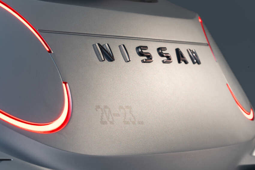 Nissan Concept 20-23 debuts – electric hot hatch with scissor doors, plenty of aero, race-inspired interior 1671304