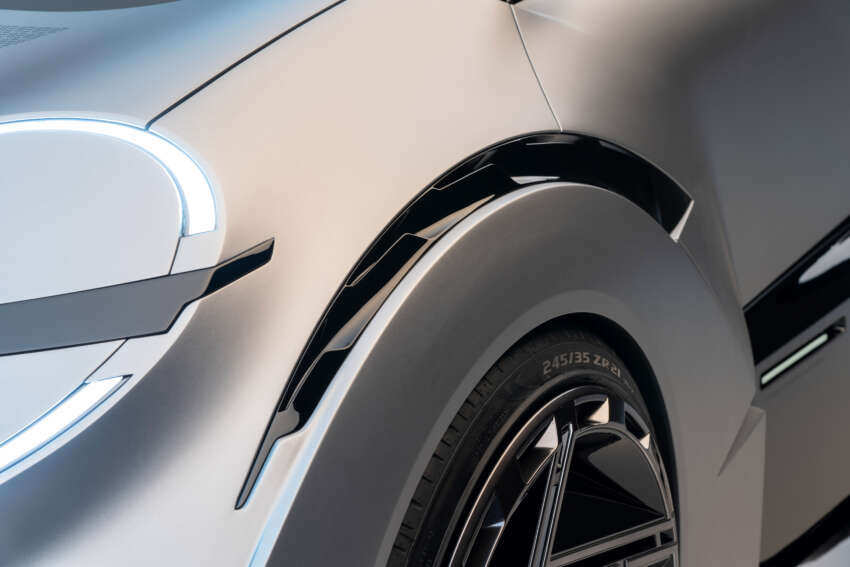 Nissan Concept 20-23 debuts – electric hot hatch with scissor doors, plenty of aero, race-inspired interior 1671275
