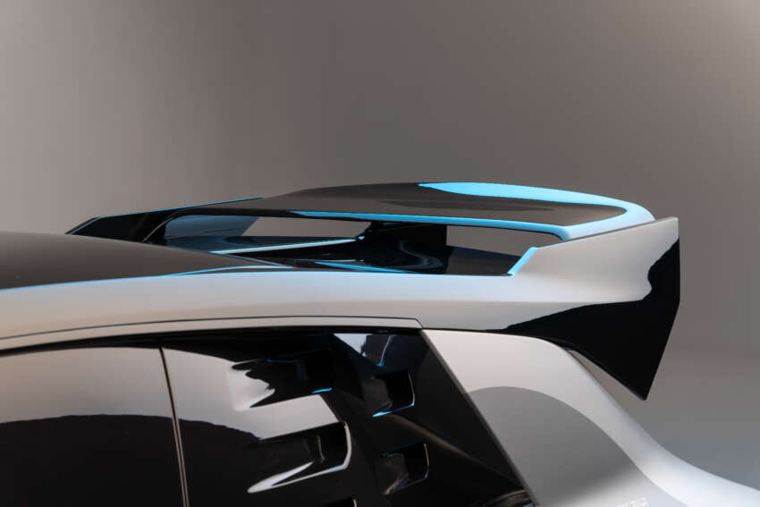 Nissan Concept 20-23 debuts – electric hot hatch with scissor doors, plenty of aero, race-inspired interior 1671280