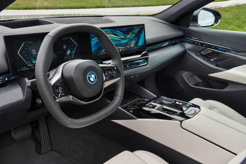 2024 BMW 530e, 550e xDrive PHEVs revealed – 2.0L I4 and 3.0L I6; up to 489 PS, 700 Nm, 103 km EV range 1671870