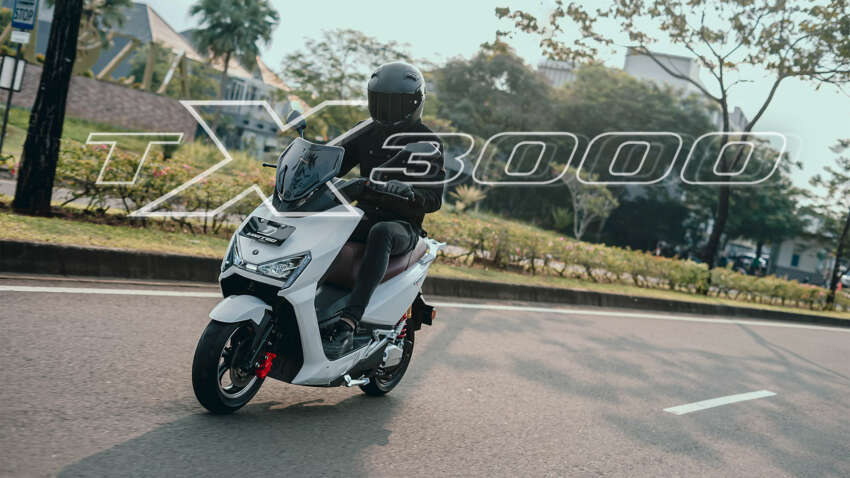 Artroniq, United E-Motor announce upcoming launch of electric scooter range in Malaysia; CKD Batu Kawan 1672026