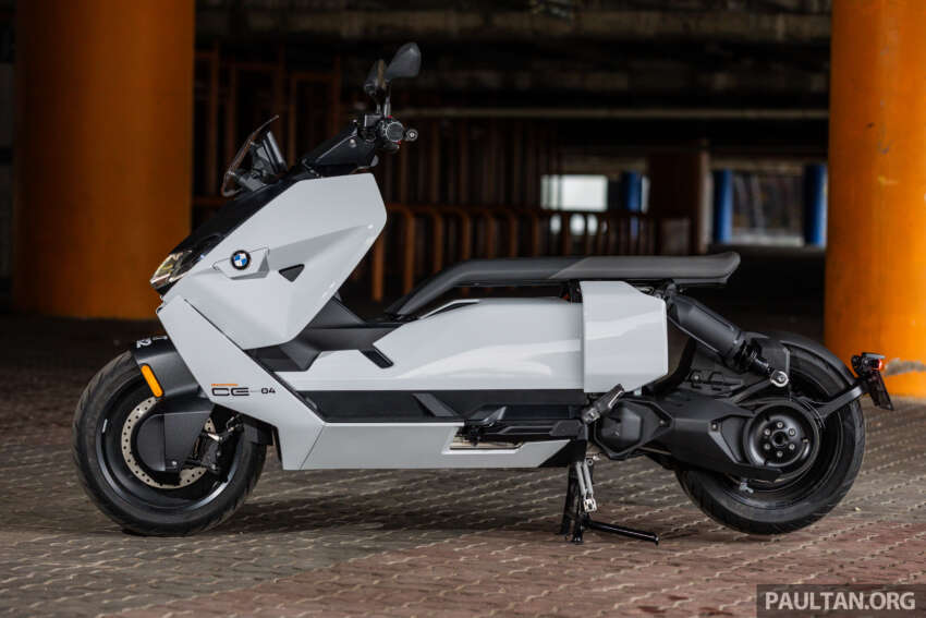 REVIEW: BMW Motorrad CE 04 – riding the electric skateboard, priced at RM59,500 in Malaysia 1682247