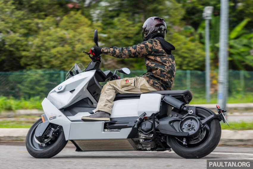 REVIEW: BMW Motorrad CE 04 – riding the electric skateboard, priced at RM59,500 in Malaysia 1682329