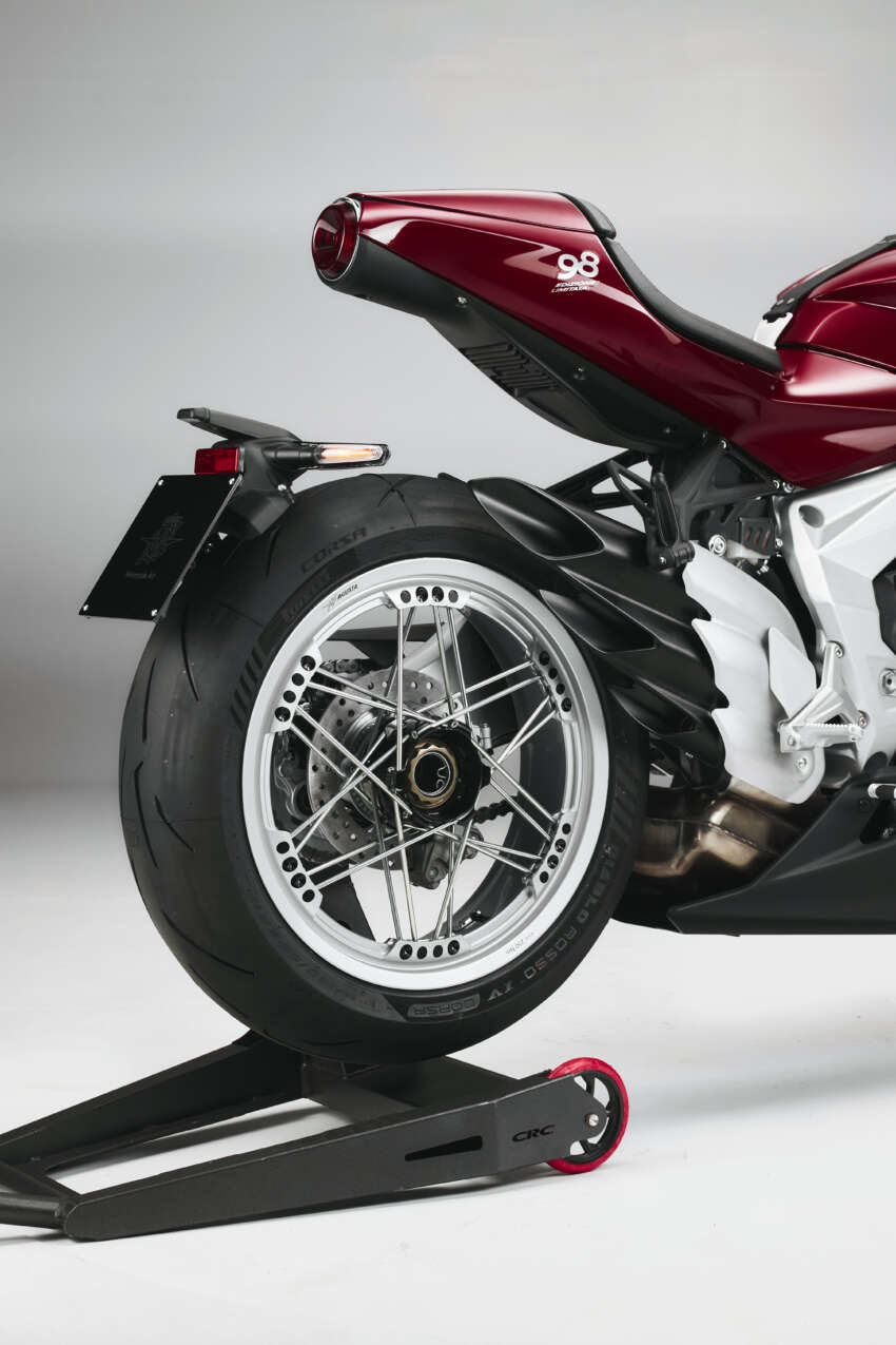 MV Agusta Superveloce 98 Limited Edition – motorcycle art for the collector, 300 units to be made 1680844