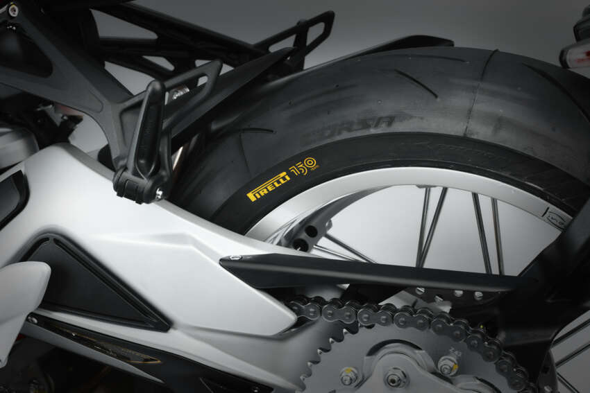 MV Agusta Superveloce 98 Limited Edition – motorcycle art for the collector, 300 units to be made 1680853