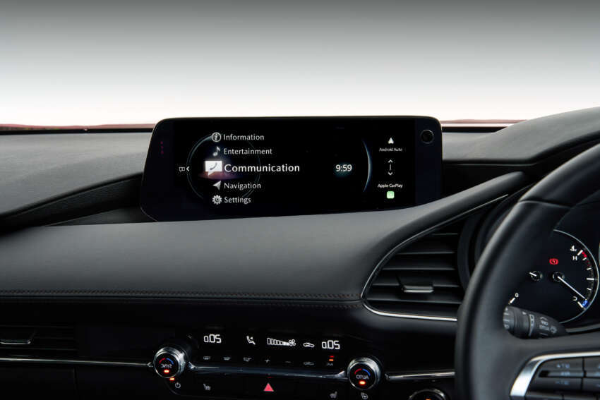 Mazda 3 IPM 2023 kini di Malaysia — tiada lagi enjin 1.5L; skrin 10.25-inci, Bose, USB-C; dari RM156k 1677975