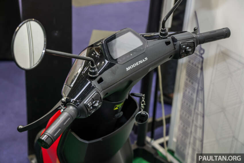 Modenas MEV-1, MEV-2, MEV-3 dipamer ketika IGEM — untuk jualan kelompok, bukan untuk pembeli umum 1675161