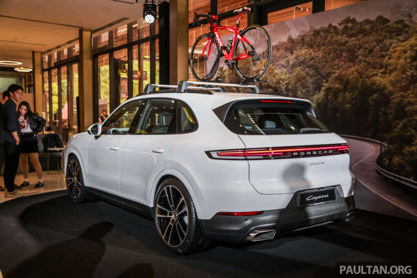 2024 Porsche Cayenne E3 facelift CKD launched in Malaysia; more power, new look inside/out; RM600k 1676045