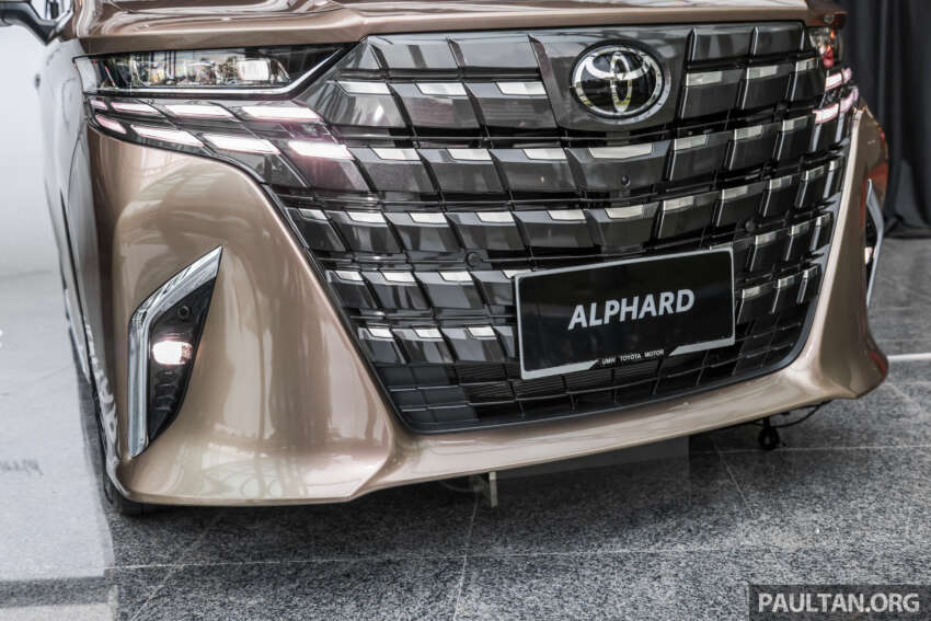 Toyota Alphard 2024 dilancarkan di Malaysia  – 2.4L Turbo 8AT, Executive Lounge; harga dari RM538k 1678415
