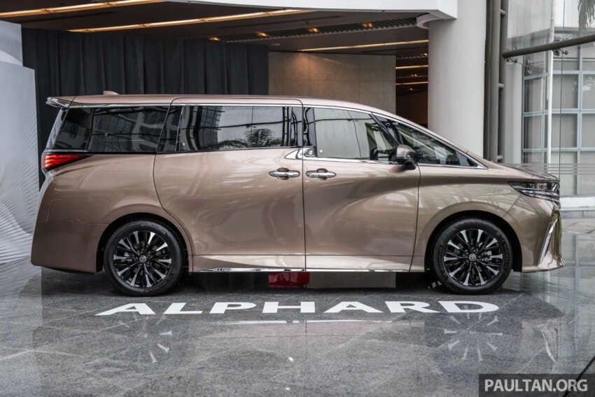 Toyota Alphard 2024 dilancarkan di Malaysia  – 2.4L Turbo 8AT, Executive Lounge; harga dari RM538k 1678408