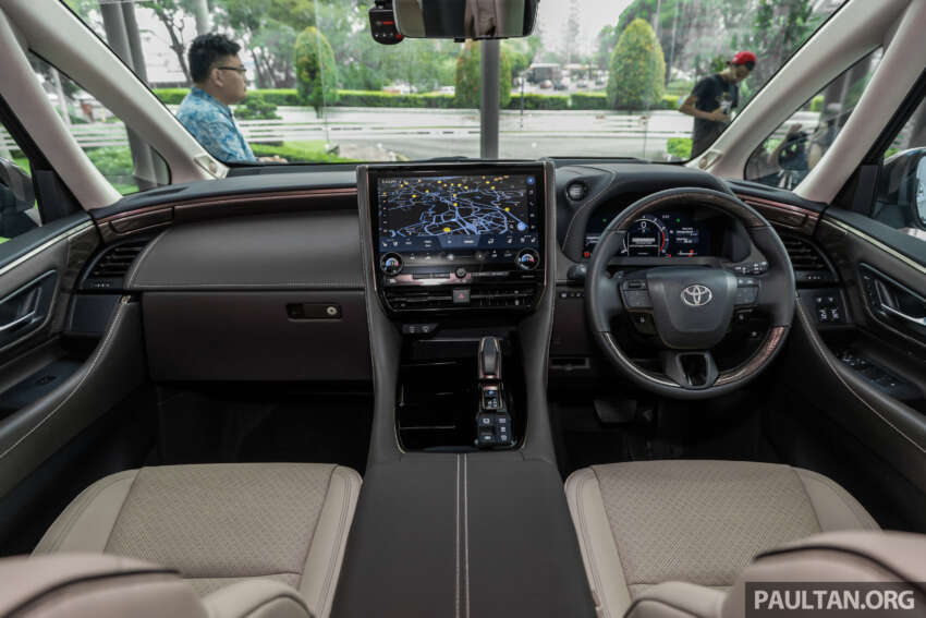 Toyota Alphard 2024 dilancarkan di Malaysia  – 2.4L Turbo 8AT, Executive Lounge; harga dari RM538k 1678440