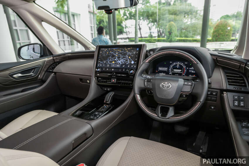 Toyota Alphard 2024 dilancarkan di Malaysia  – 2.4L Turbo 8AT, Executive Lounge; harga dari RM538k 1678491