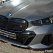 2024 BMW 5 Series G60 with M Performance Parts – live pics of carbon bodykit, 21′ cross-spoke wheels