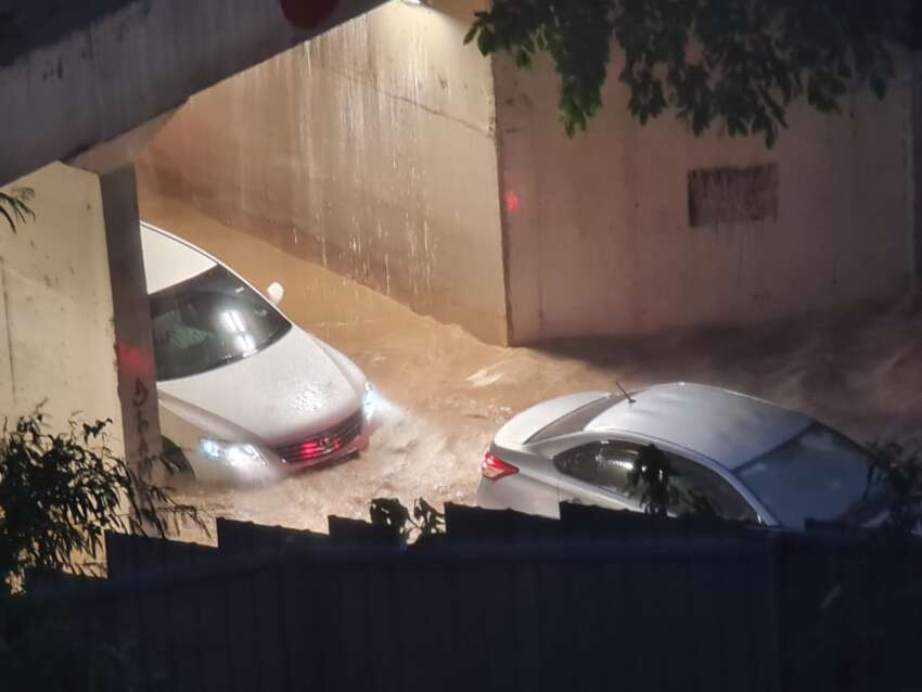 Flash floods hit several parts of Klang Valley, Selangor –  Kajang, Kelana Jaya, Ara Damansara and Bukit Jalil 1684223