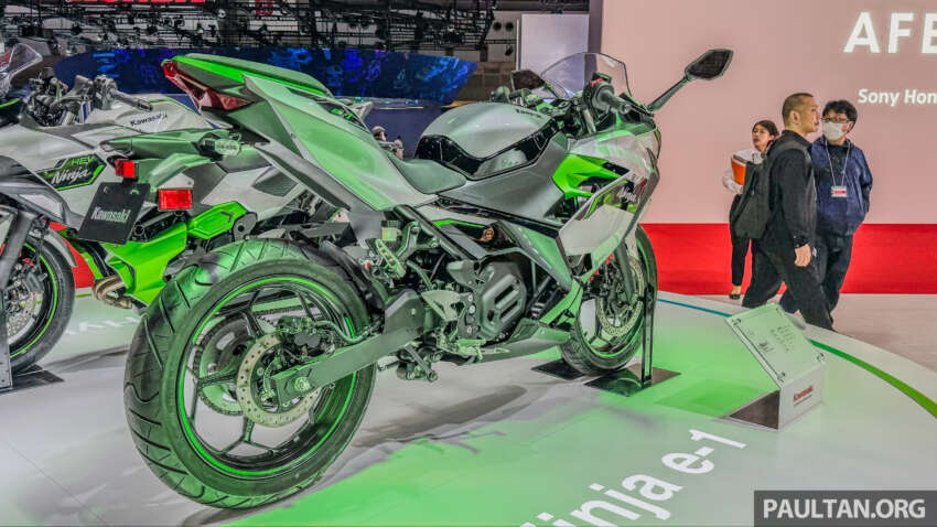 2024 Kawasaki Ninja e-1 e-bike at Japan Mobility Show 1686798