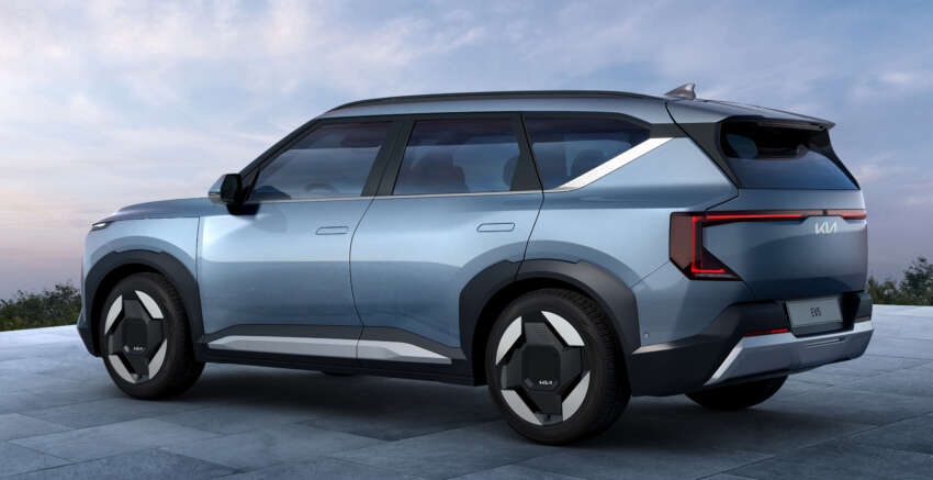 Kia EV5 SUV specs revealed – Std, LR, LR AWD; 64/84 kWh; up to 720 km range; production in Korea, China 1679940