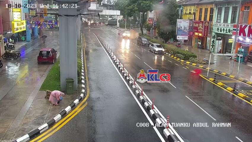 KL roads flooded – Jln Cheras, Peel Road, Bukit Jalil, TAR and Hang Tuah affected; Smart tunnel now closed 1681805