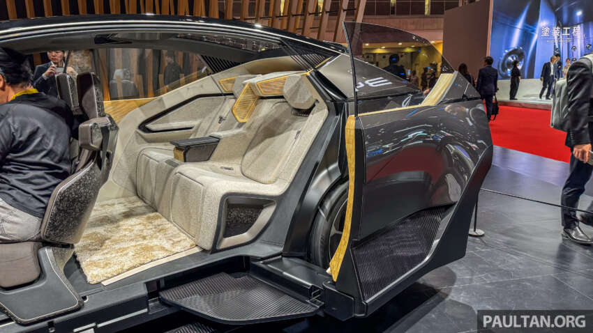 Lexus LF-ZL concept previews future flagship EV SUV 1687886