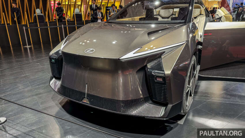 Lexus LF-ZL concept previews future flagship EV SUV 1687872