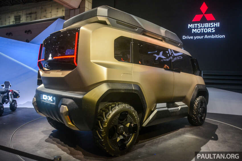 Mitsubishi D:X Concept PHEV previews next-gen Delica off-road MPV with electric 4WD, rotating seats 1686053