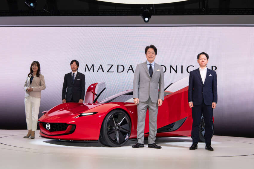Mazda Iconic SP concept debuts with 370 PS two-rotor rotary EV system – previews a successor to the RX-7? 1685762