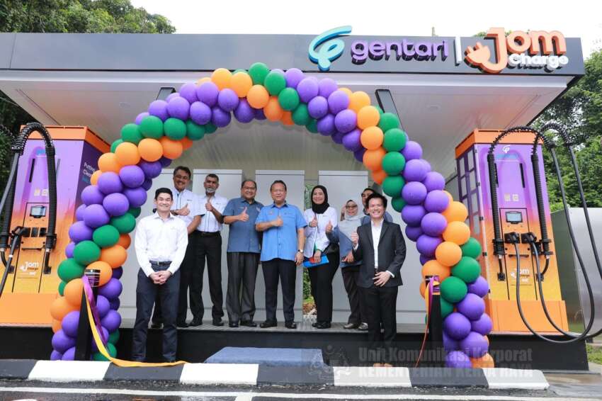 PLUS and Gentari launch modular DC fast charger with battery energy storage at Behrang lay-by northbound 1681634