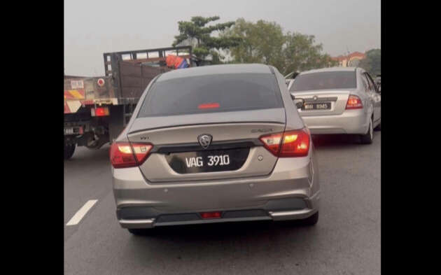 Pemandu Proton Saga guna siren di Seri Kembangan sudah ditahan polis; bagi alasan ada hal kecemasan