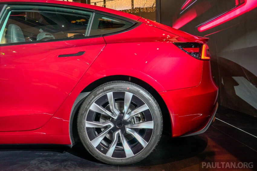 Tesla Model 3 ‘Highland’ facelift kini dilancarkan di M’sia — varian asas RM189k, Dual Motor dari RM218k 1682081