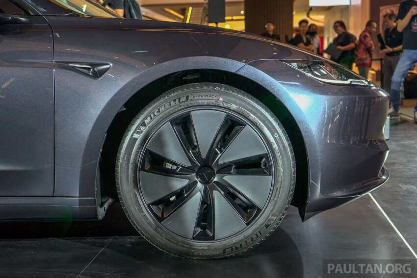 Tesla Model 3 ‘Highland’ facelift kini dilancarkan di M’sia — varian asas RM189k, Dual Motor dari RM218k 1682035