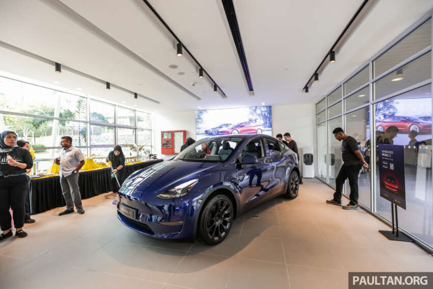Tesla Malaysia launches HQ in Cyberjaya – customer vehicle deliveries and servicing here; 8 Superchargers 1673558