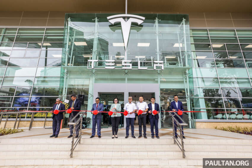 Tesla Malaysia launches HQ in Cyberjaya – customer vehicle deliveries and servicing here; 8 Superchargers 1673564