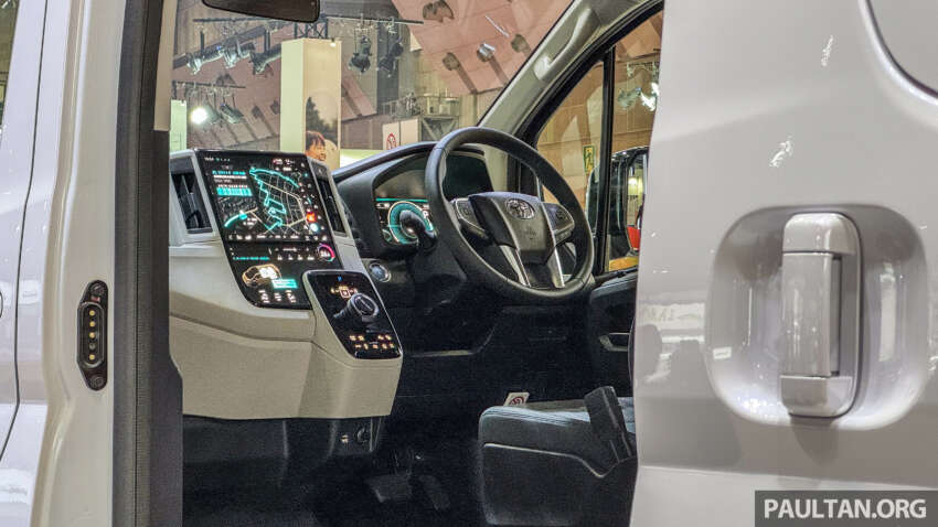 Toyota Global Hiace BEV Concept on display – fully electric van for cargo, tourist-carrying, ambulance duty 1687792