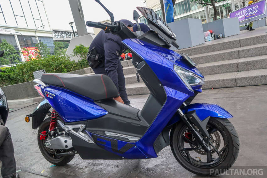 Artroniq x United E-Motor electric scooter specifications released – pricing for Malaysia TBA 1688112