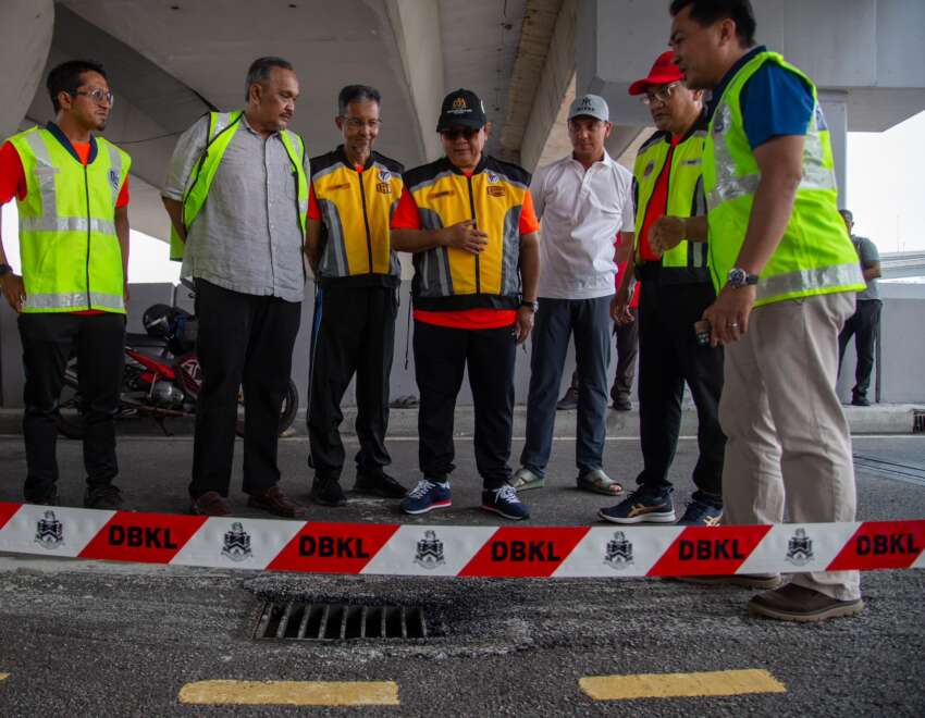 Works Minister inspects danger spot on Kg Pandan flyover, temp repair on joint that caused riders to fall 1680621