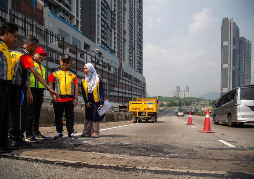 Works Minister inspects danger spot on Kg Pandan flyover, temp repair on joint that caused riders to fall 1680625