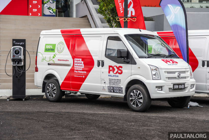 Pos Malaysia receives 143 electric vans from Yinson 1681837