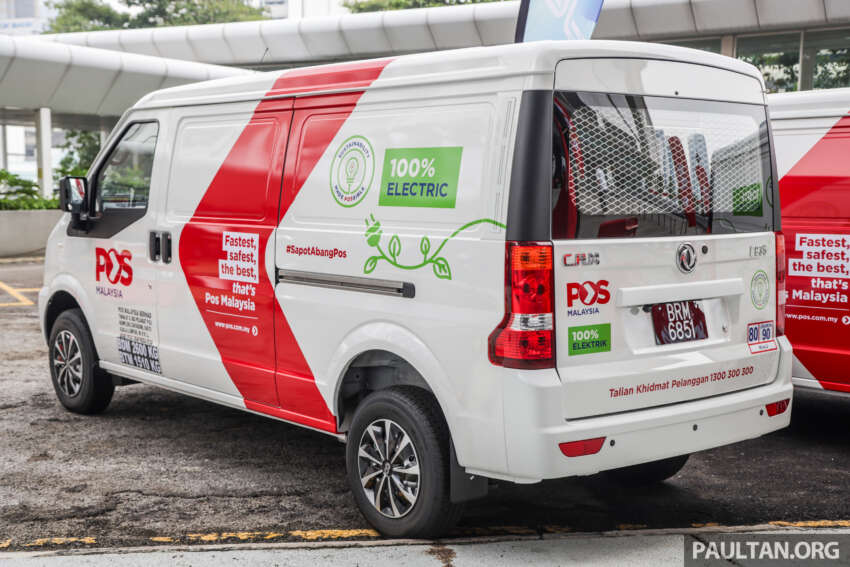 Pos Malaysia receives 143 electric vans from Yinson 1681839