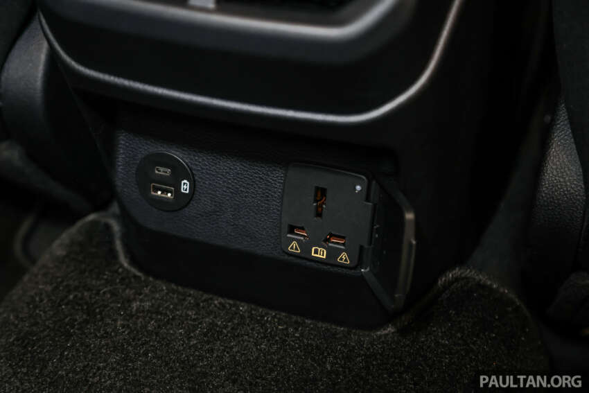 2024 Ford Ranger Platinum full gallery – 2.0L Bi-Turbo, flexible rack, B&O audio, above Wildtrak, RM183,888 1698070