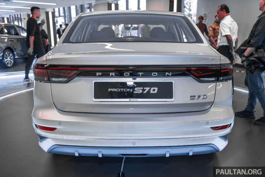 Proton S70 sedan launched – Executive, Premium, Flagship, X; 1.5T 7DCT; City/Vios rival RM74k to RM95k 1701250