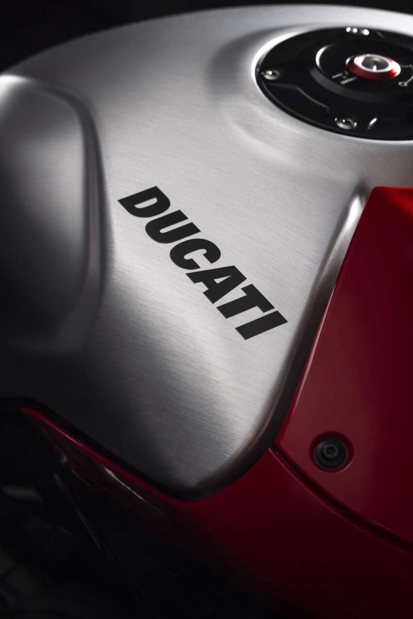 2024 Ducati Panigale V4 SP2 30th Anniversario 916 celebrates three decades of the Ducati 916 1693291